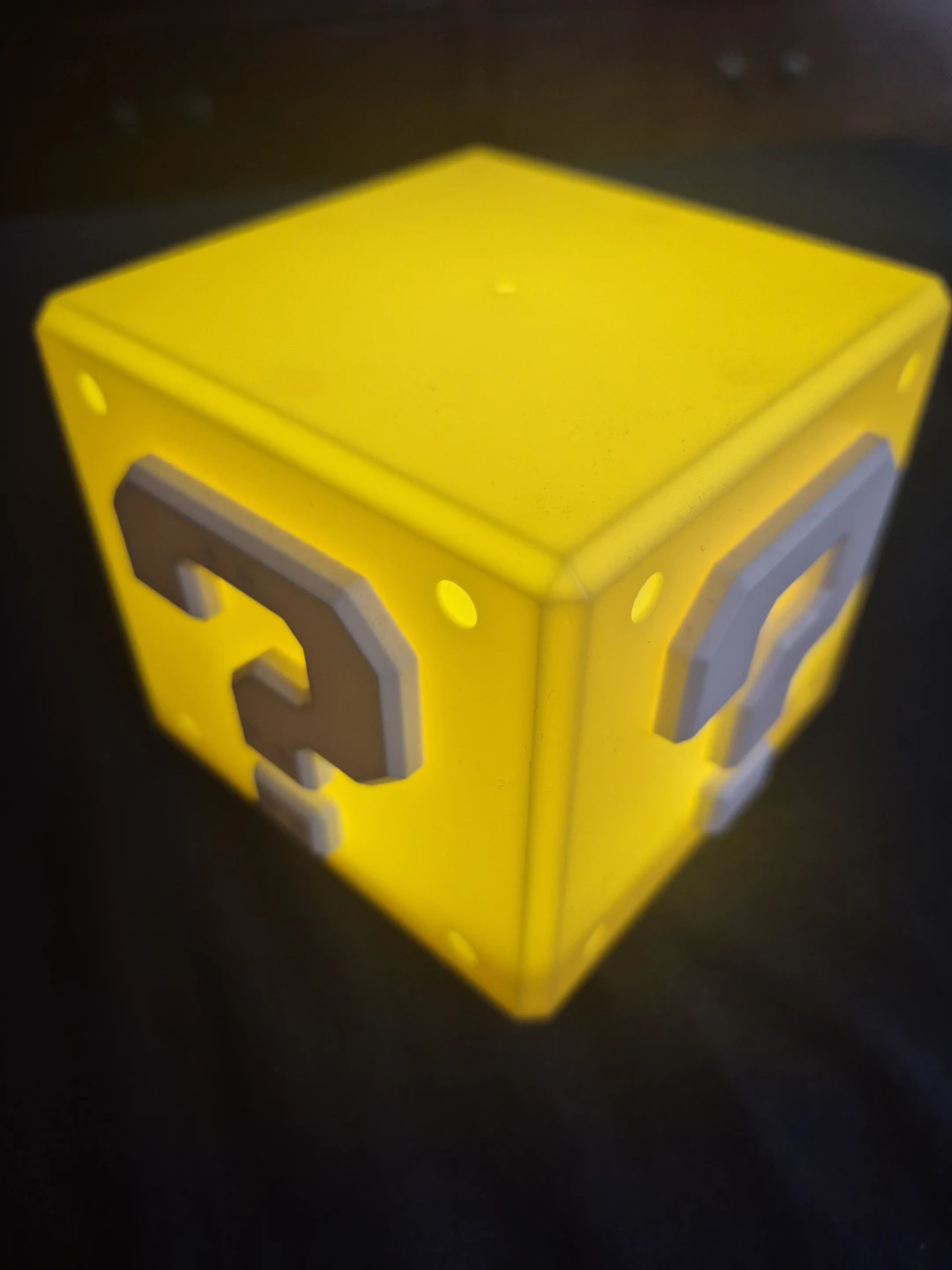 Paladone Super Mario Question Block LED light - photo 4