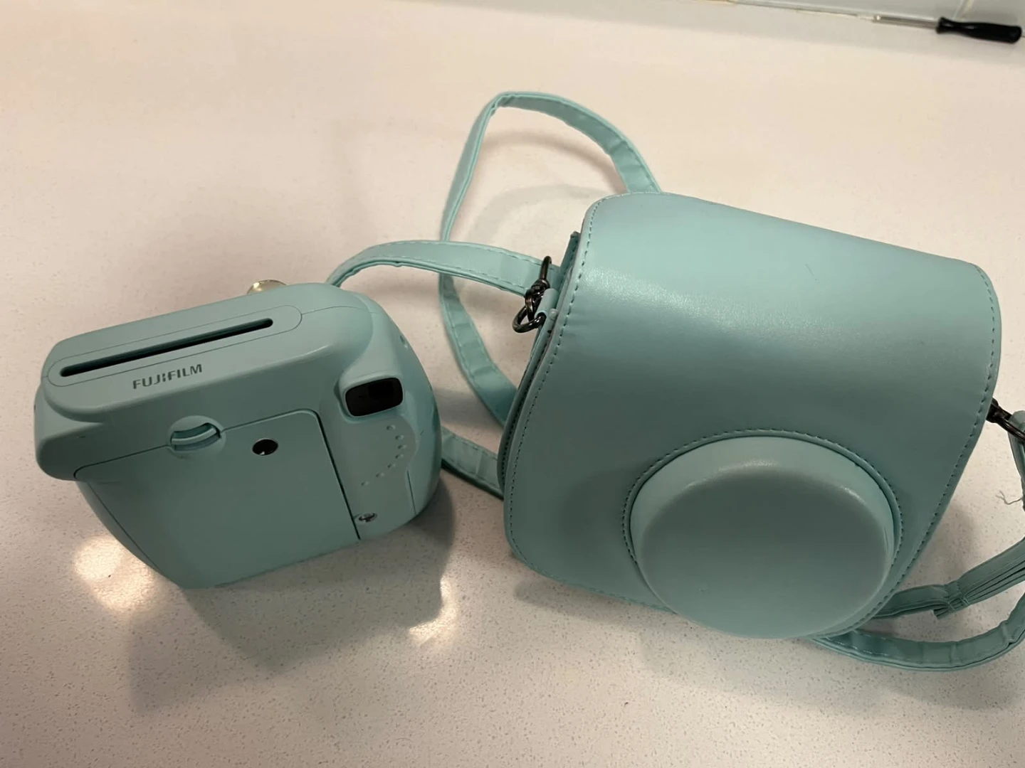 Fujifilm Instax Mini 9 Instant Camera with Case - photo 4