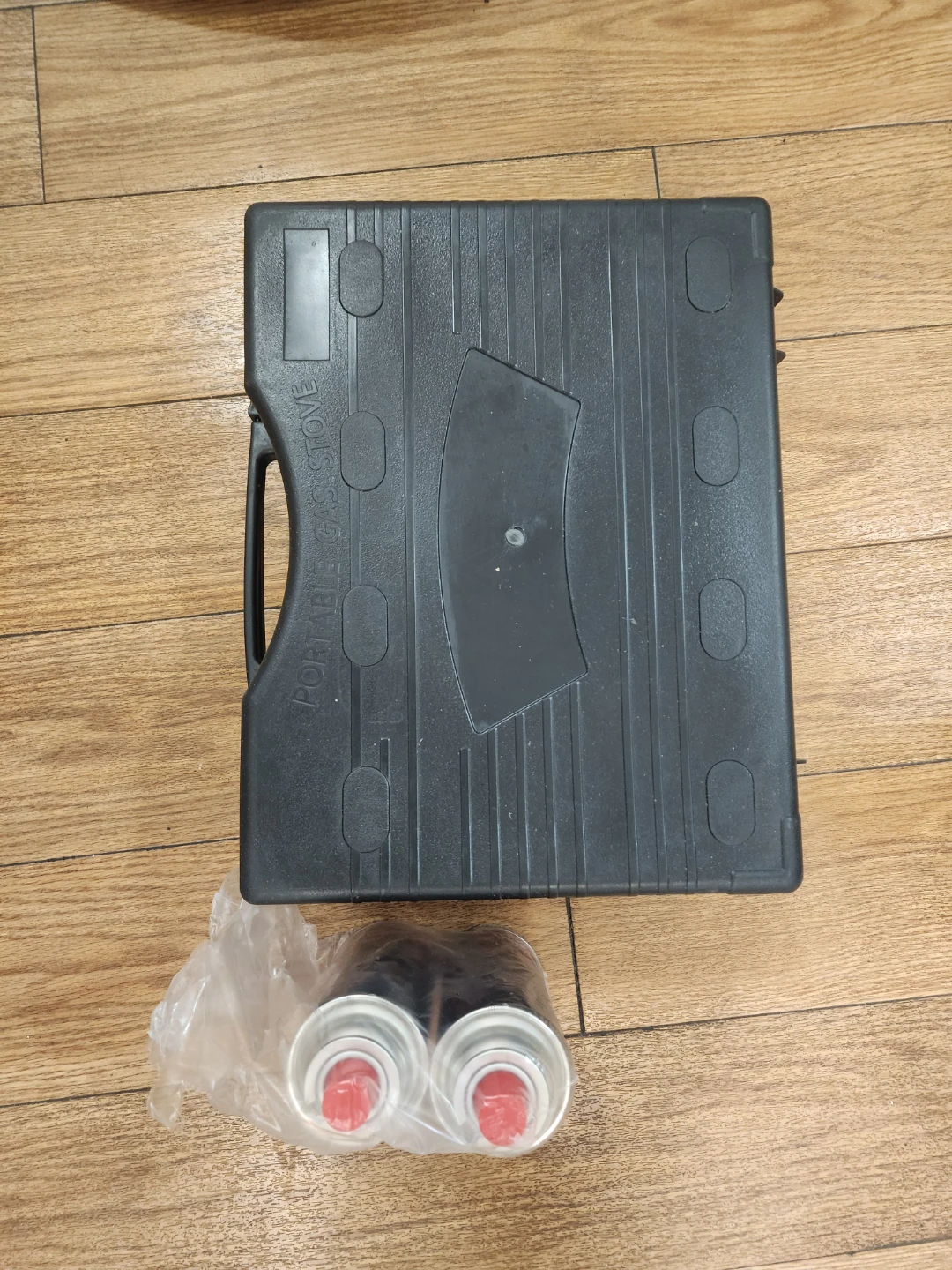 Martin Portable Butane Gas Stove with 2 Fuel Canisters - photo 3