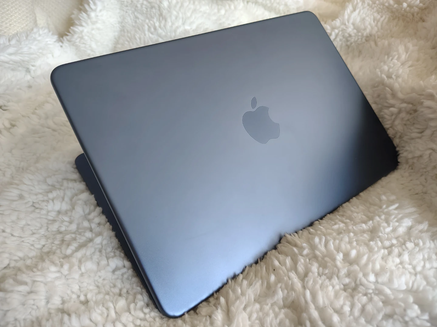 Gently-Used Mint Condition Blue Neo