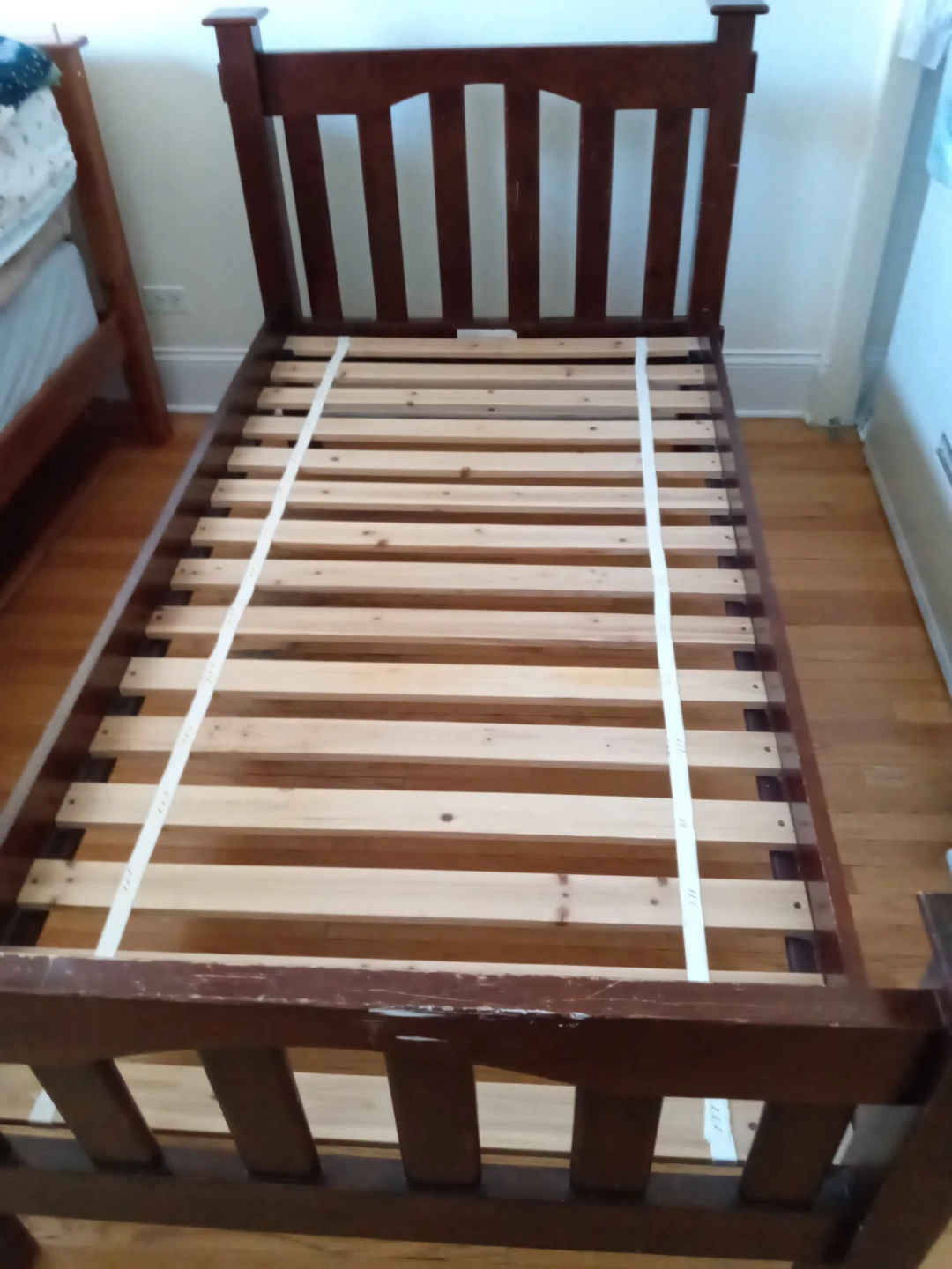 Pottery Barn Kids Kendall Twin Bed Frame - photo 5