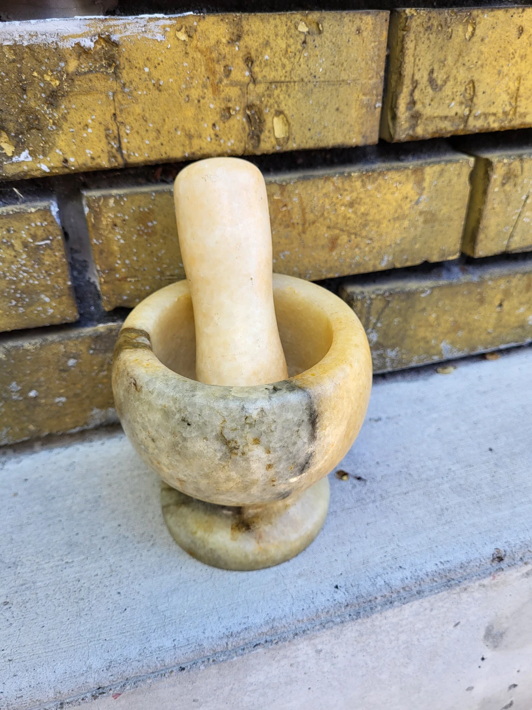 Marble Mortar and Pestle Set