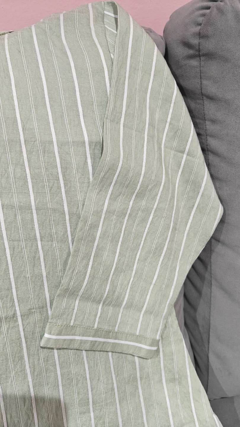 Light Green Striped Kurti with Leaf Embroidery - photo 4