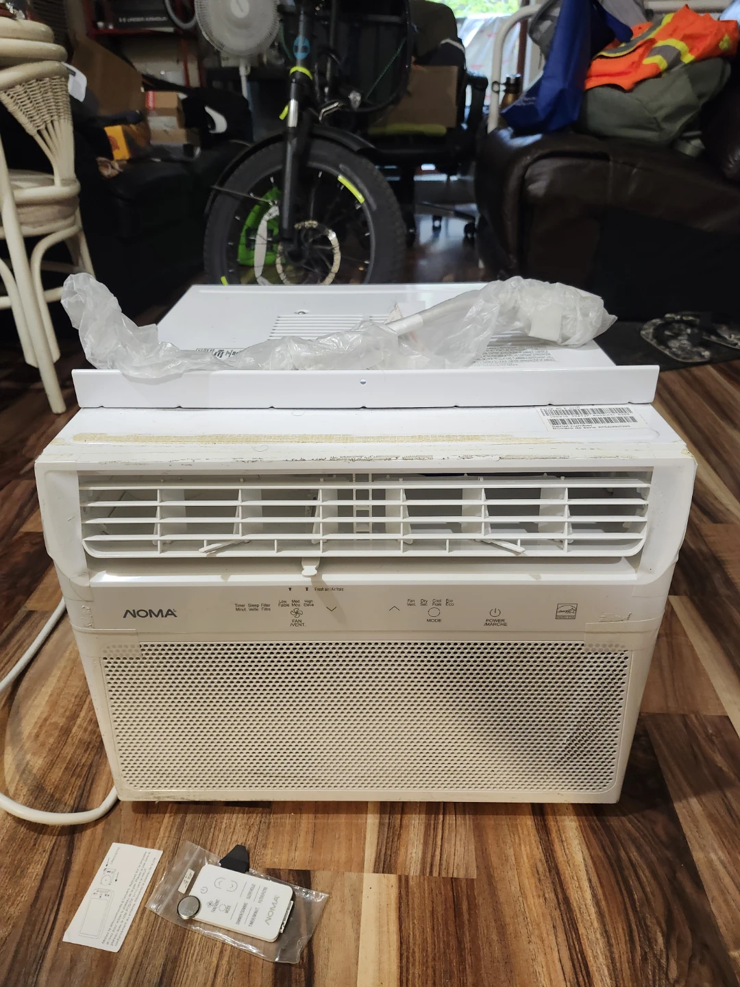 NOMA Window Air Conditioner with Remote - photo 5