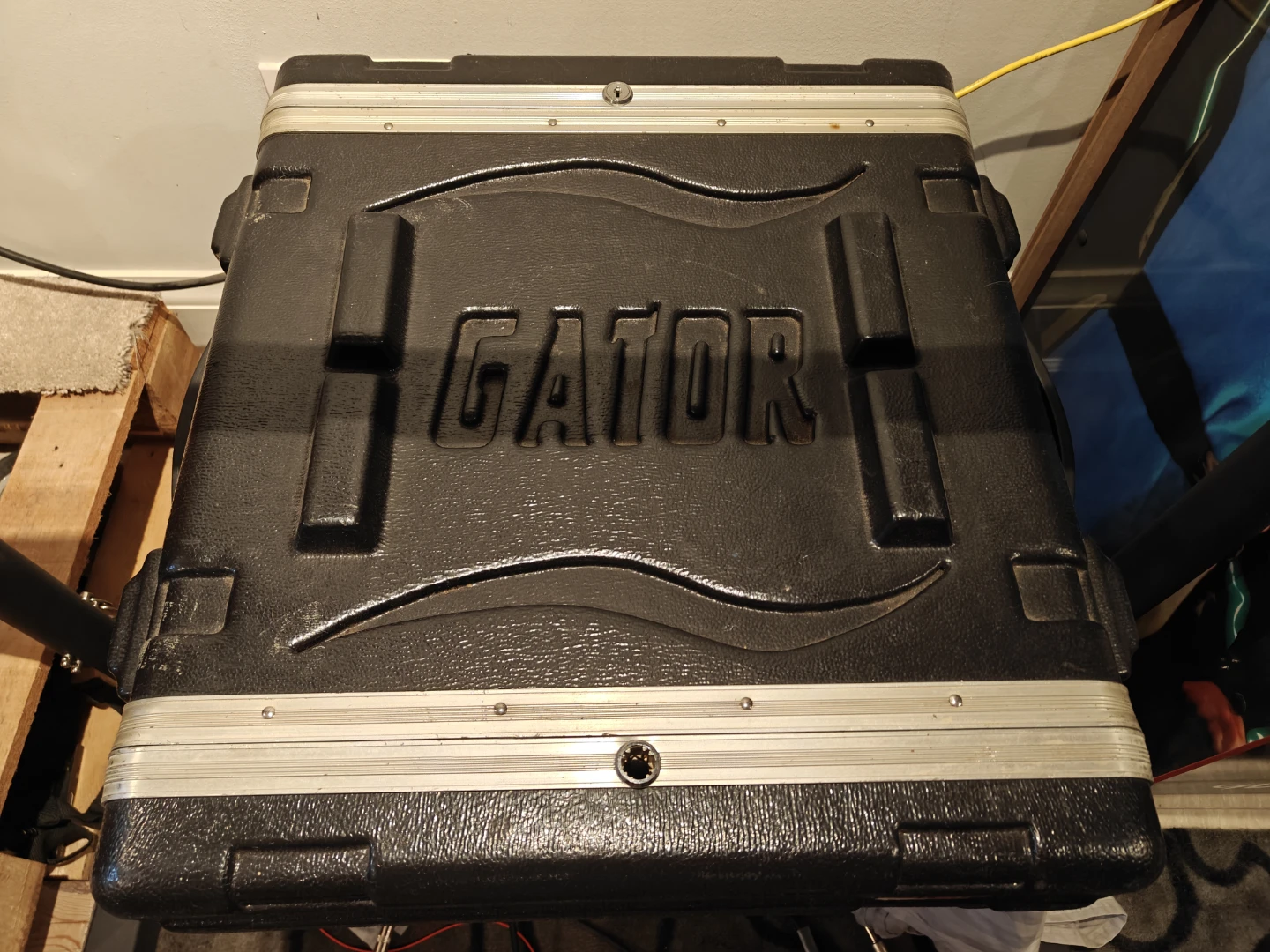Gator Rack Case with Yorkville Bass Amp - photo 4