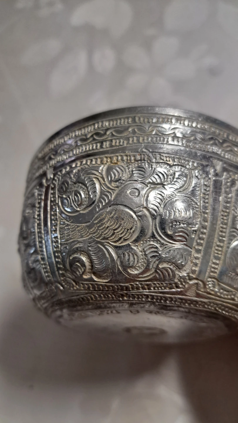 Ornate Silver-Tone Metal Bowl - photo 2