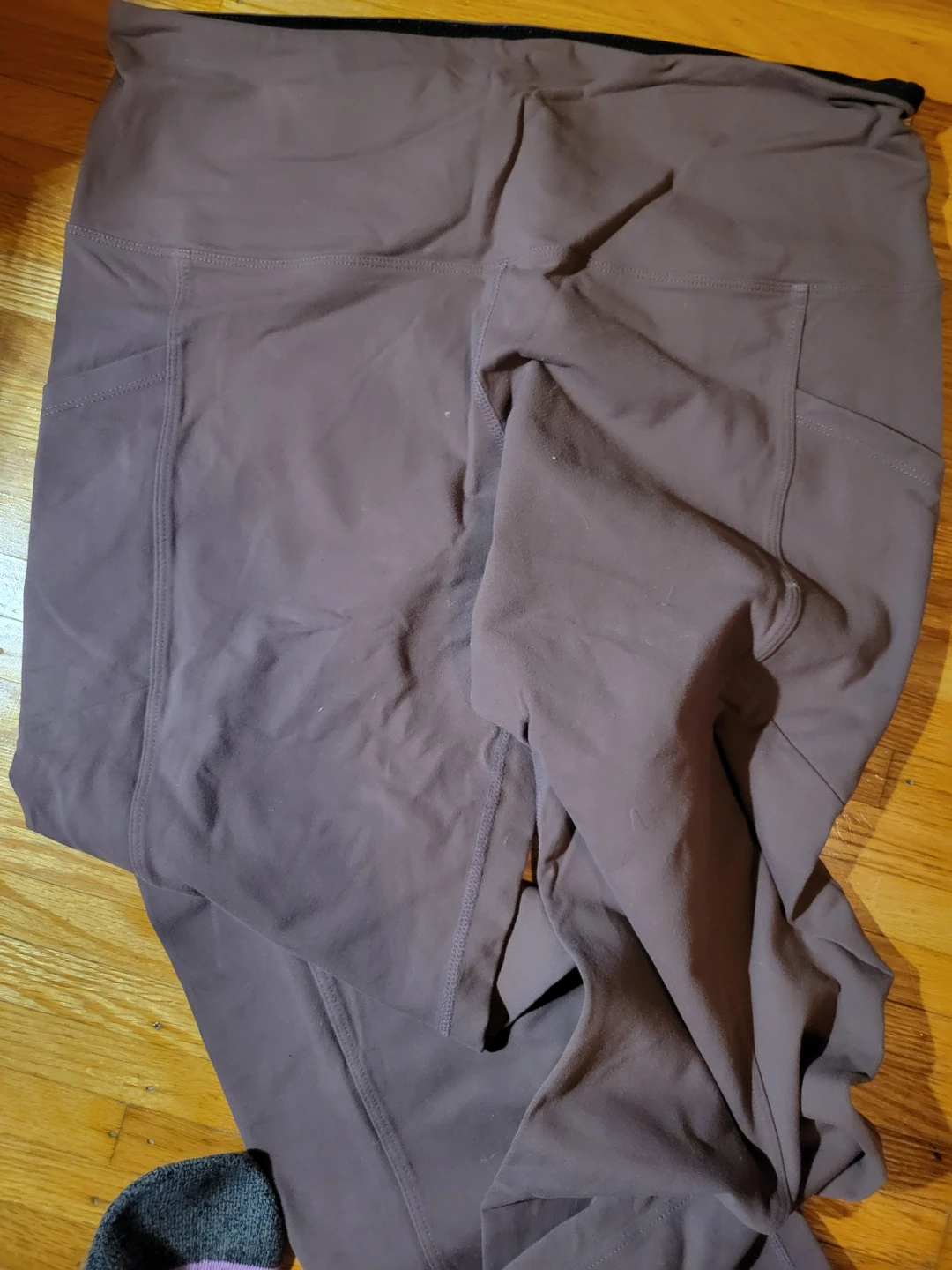 Brown Pocket Leggings - Size Medium - photo 2