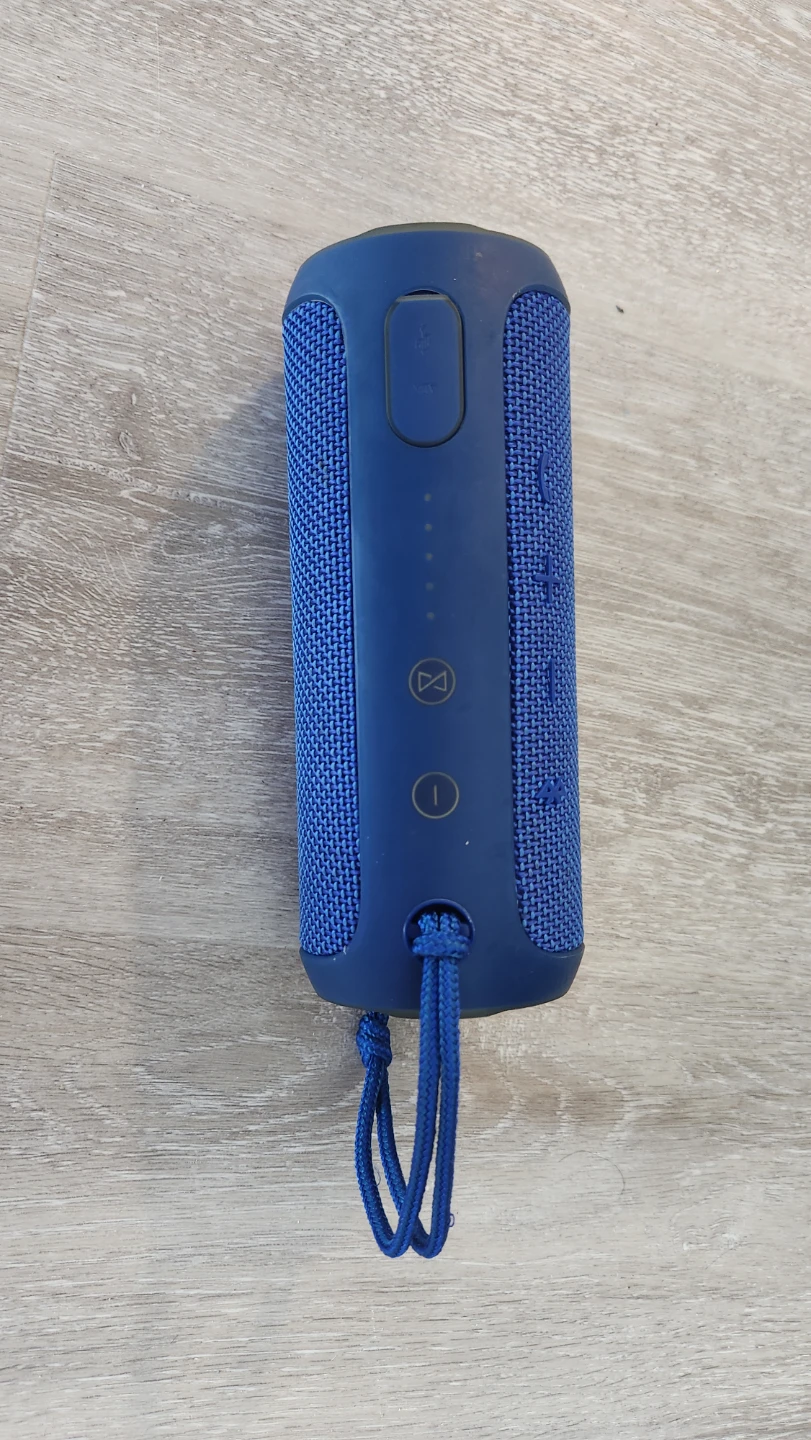 JBL Flip 3 Portable Bluetooth Speaker - Blue
