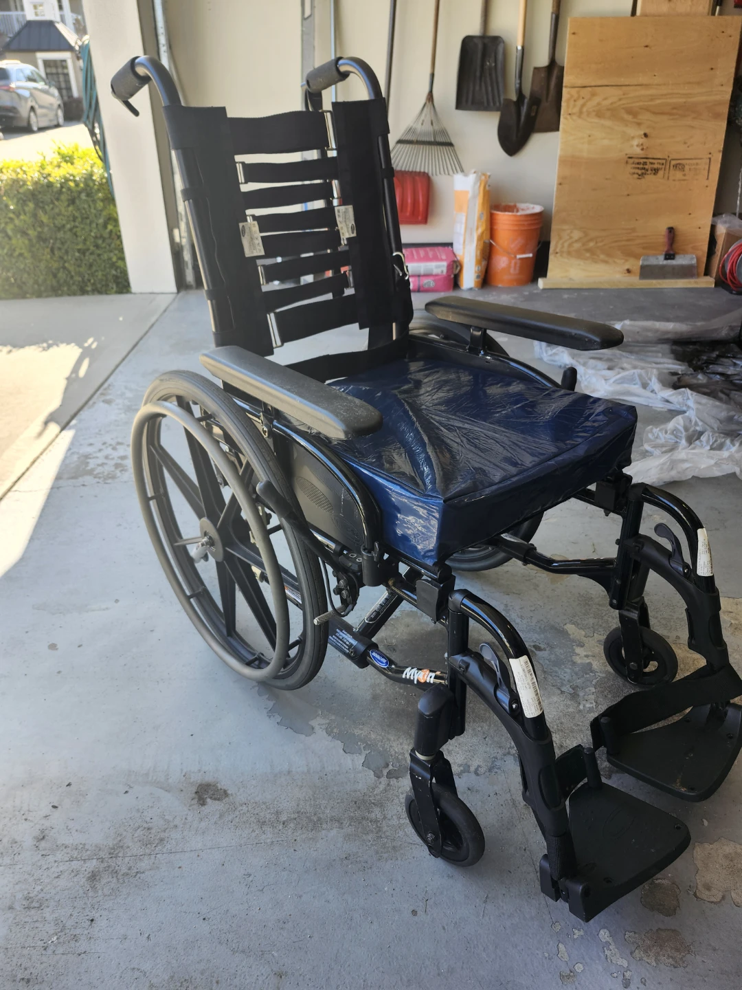 Wheelchair -Free - photo 2