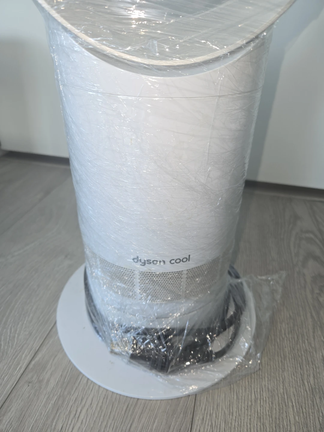 Dyson Cool Tower Fan - photo 2