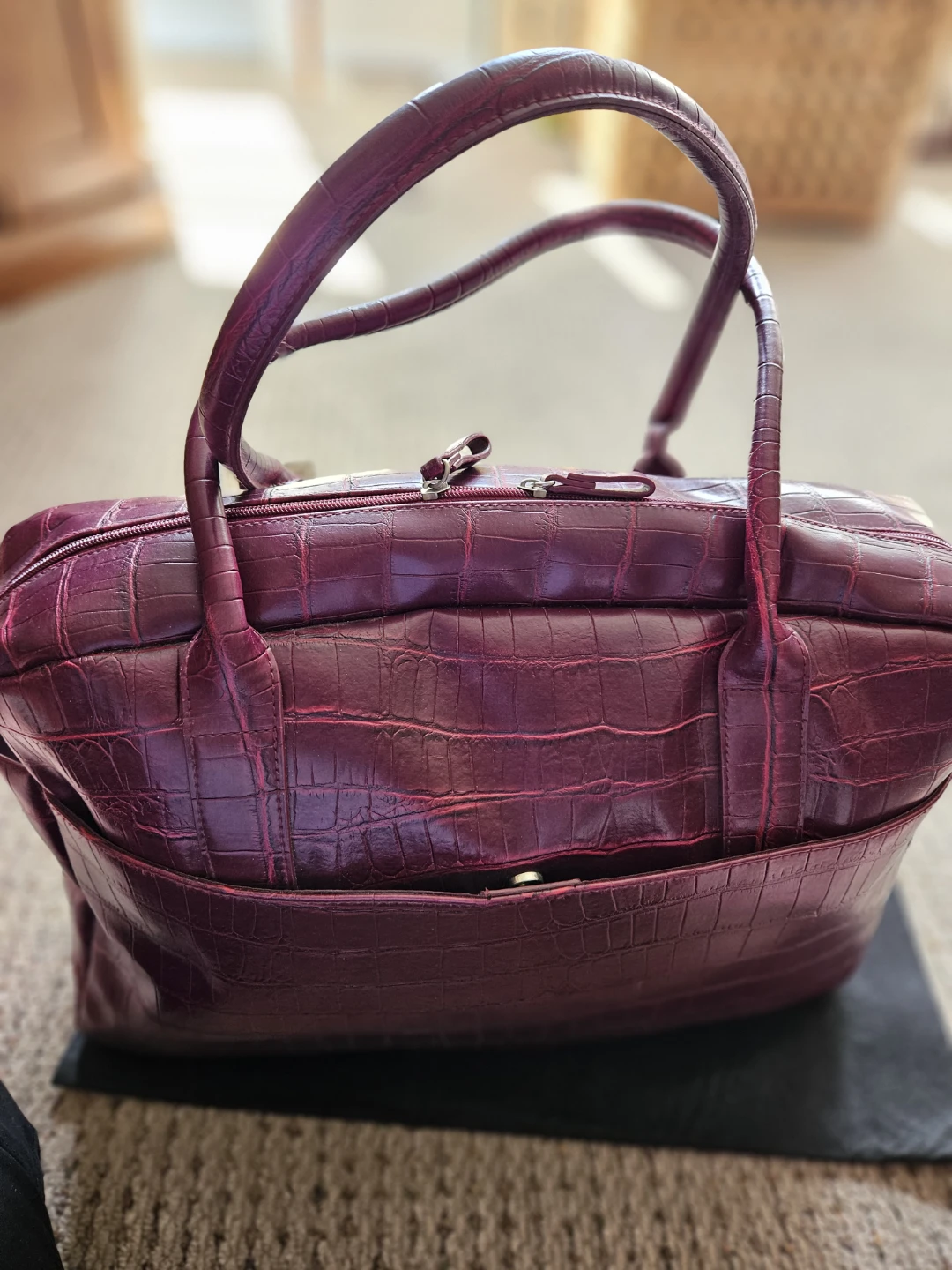 BeaunSac Croc Embossed Handbag