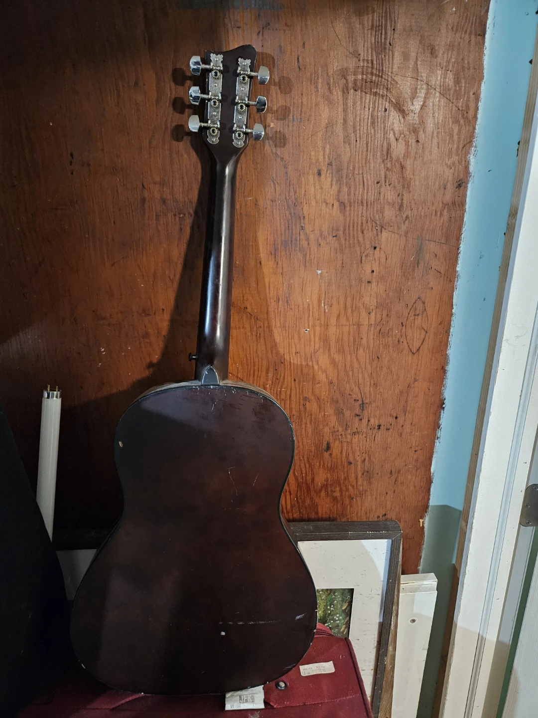 Acoustic Guitar - photo 2