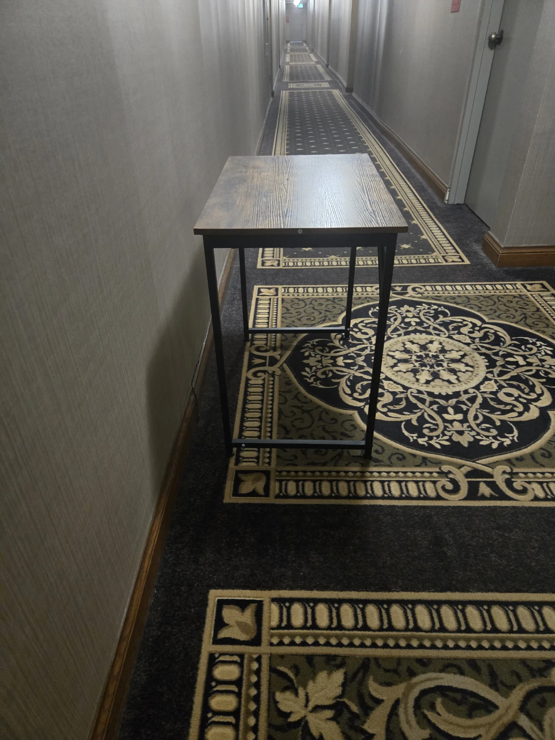 Rustic Wood Top Side Table - photo 3