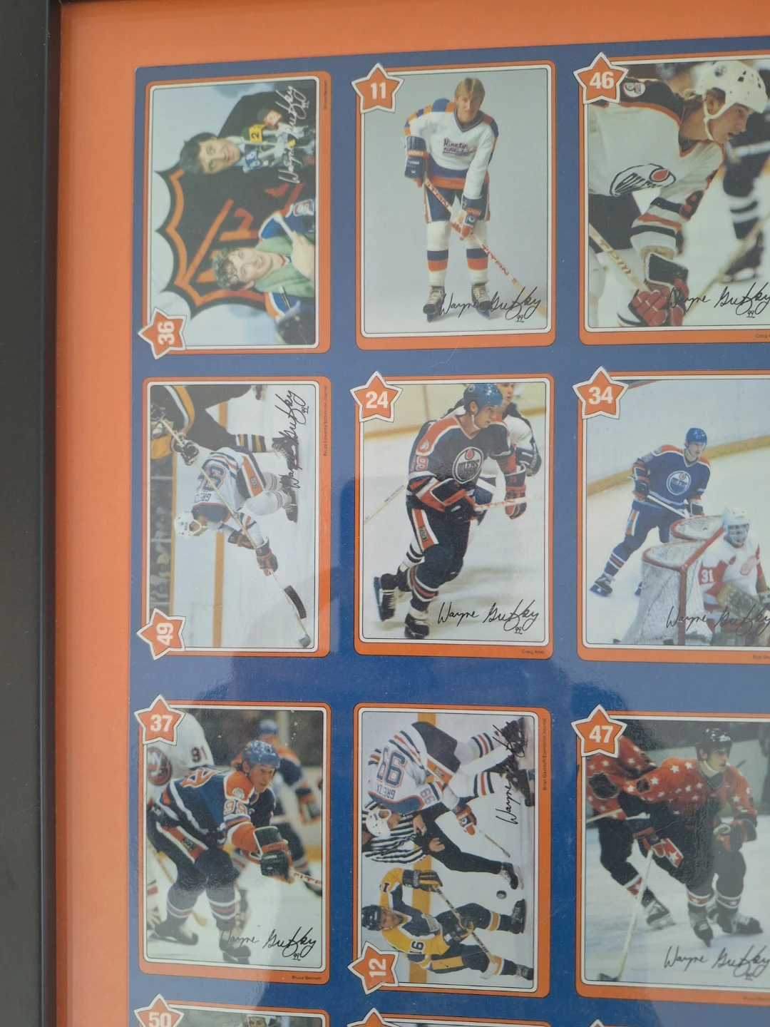 1982-83 Neilson Framed Wayne Gretzky Hockey Card Uncut - photo 2