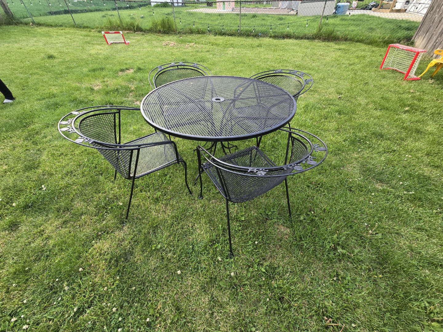 Black Metal Bistro Set - Table and 4 Chairs - photo 2
