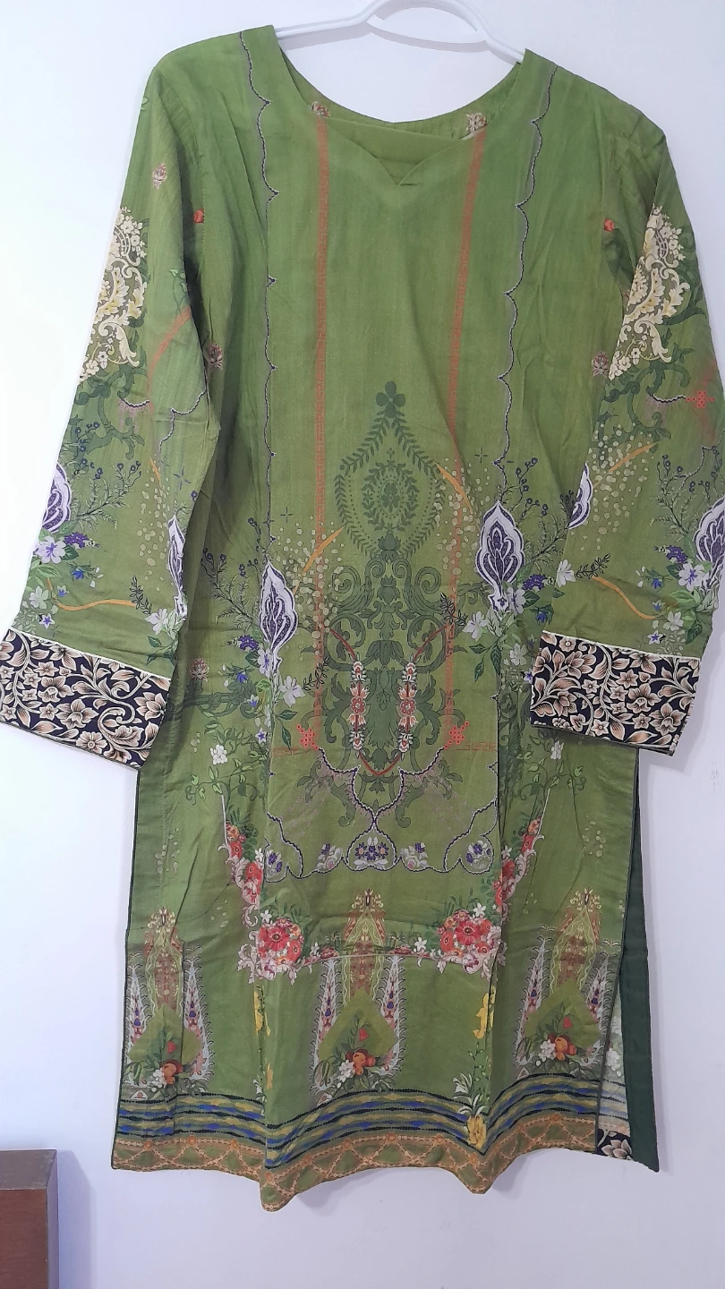 Sana safinas 3 pc Suit custom stitched last suit $50 - photo 3