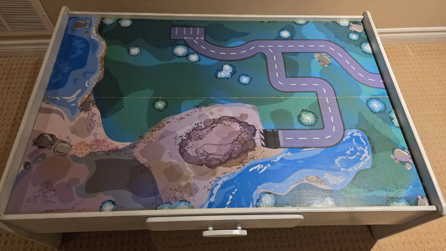 Kids activity table - photo 3