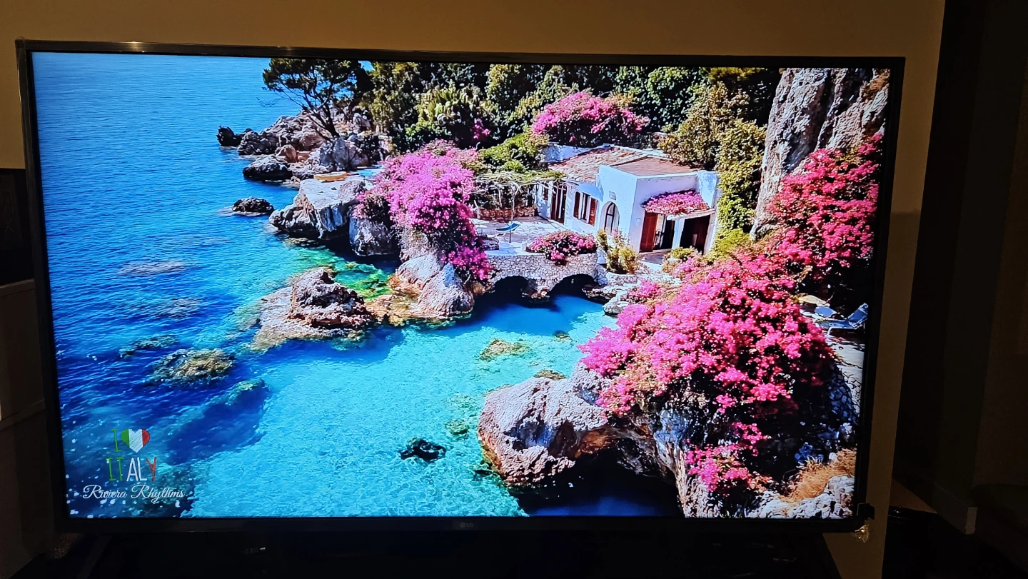 LG 4K UHD Smart TV - 55 Inch