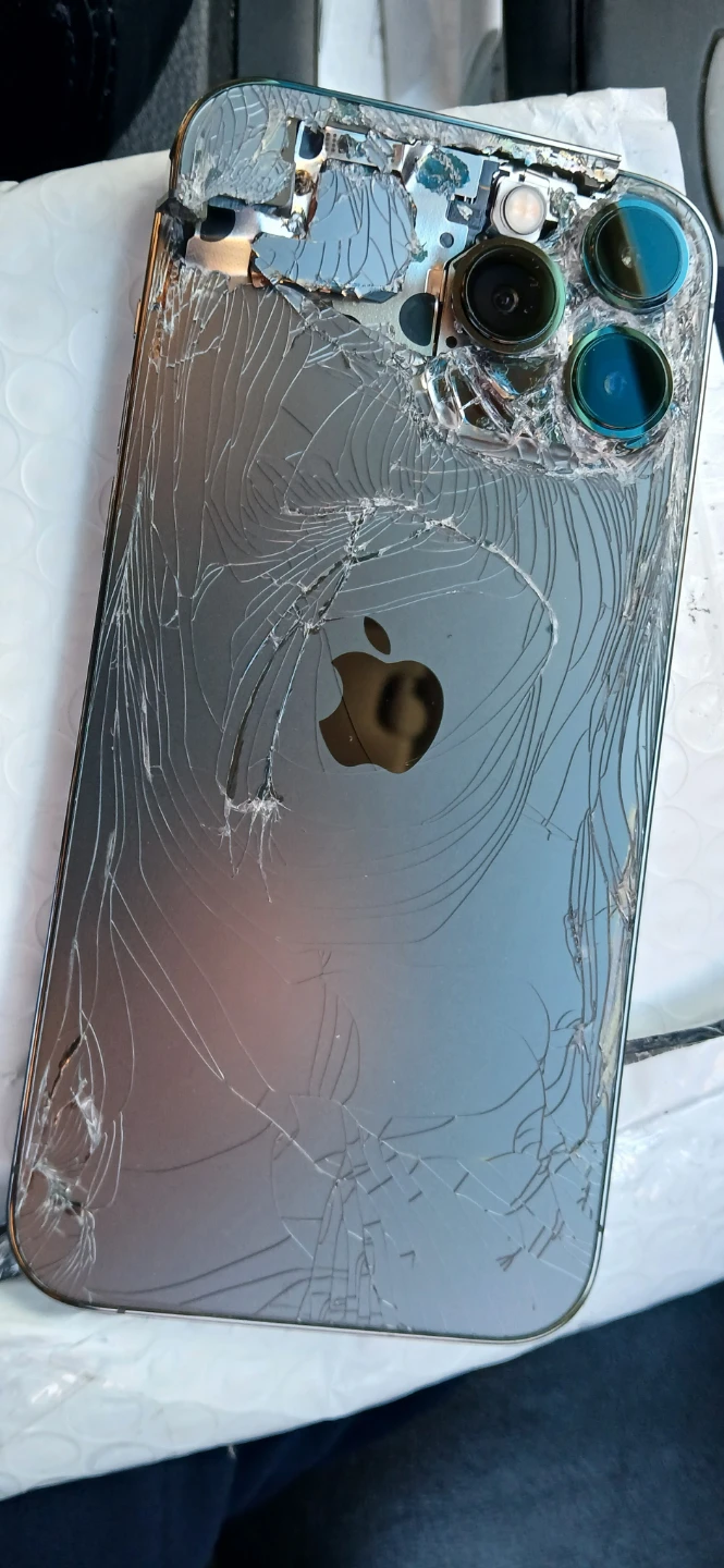 Apple iPhone 13 Pro Max - Heavily Damaged - photo 5