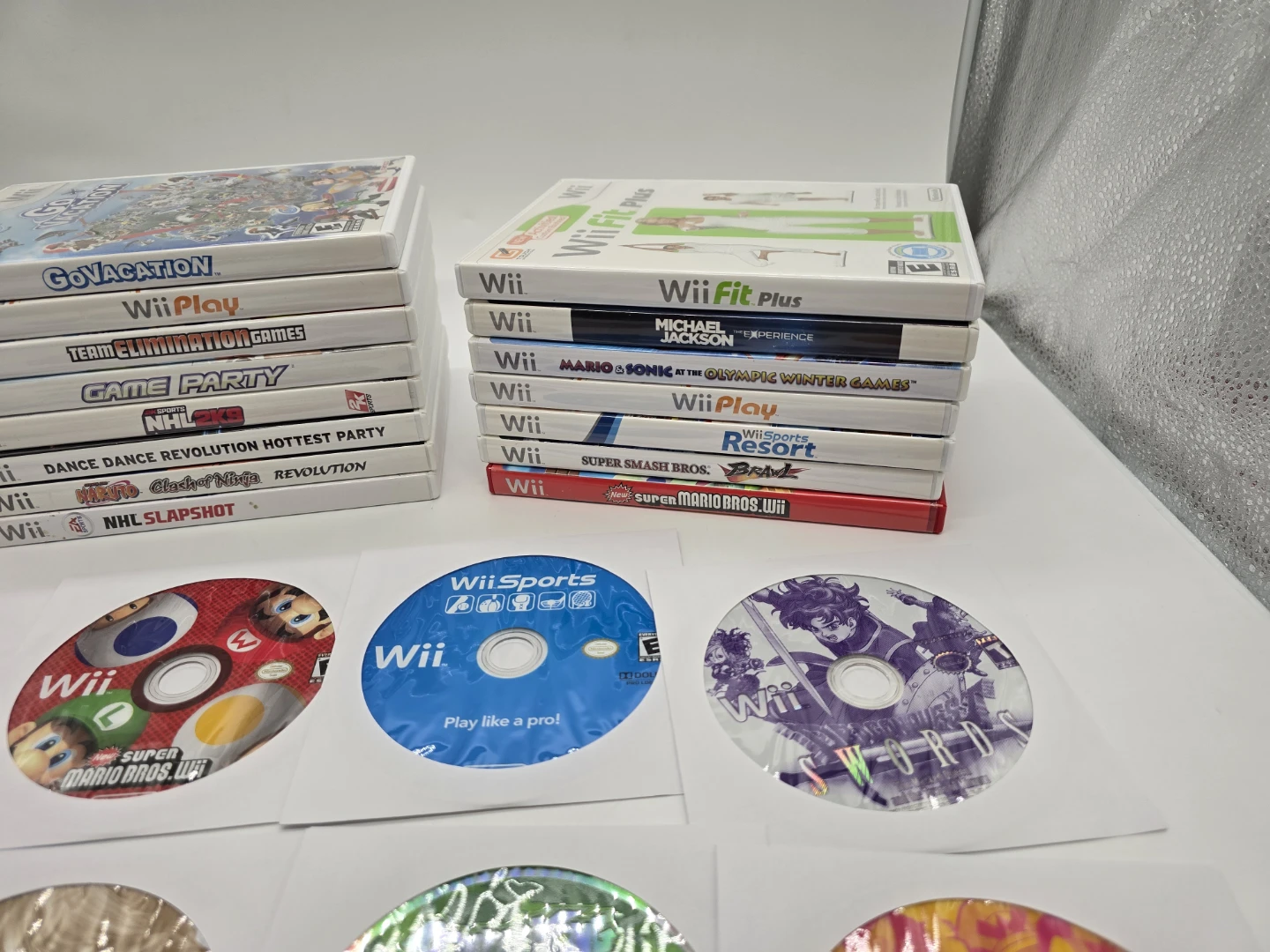 Nintendo Wii Games Lot - Wii Sports, Mario, Zelda & More - photo 3