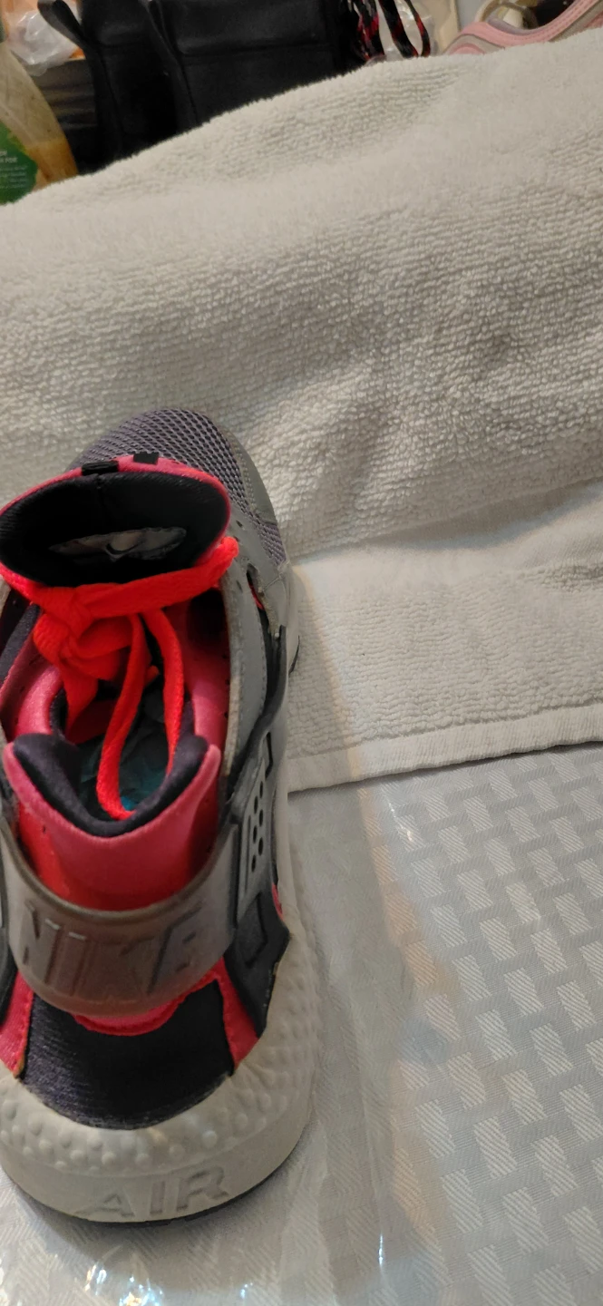 Nike Air Huarache Running Shoes - photo 4