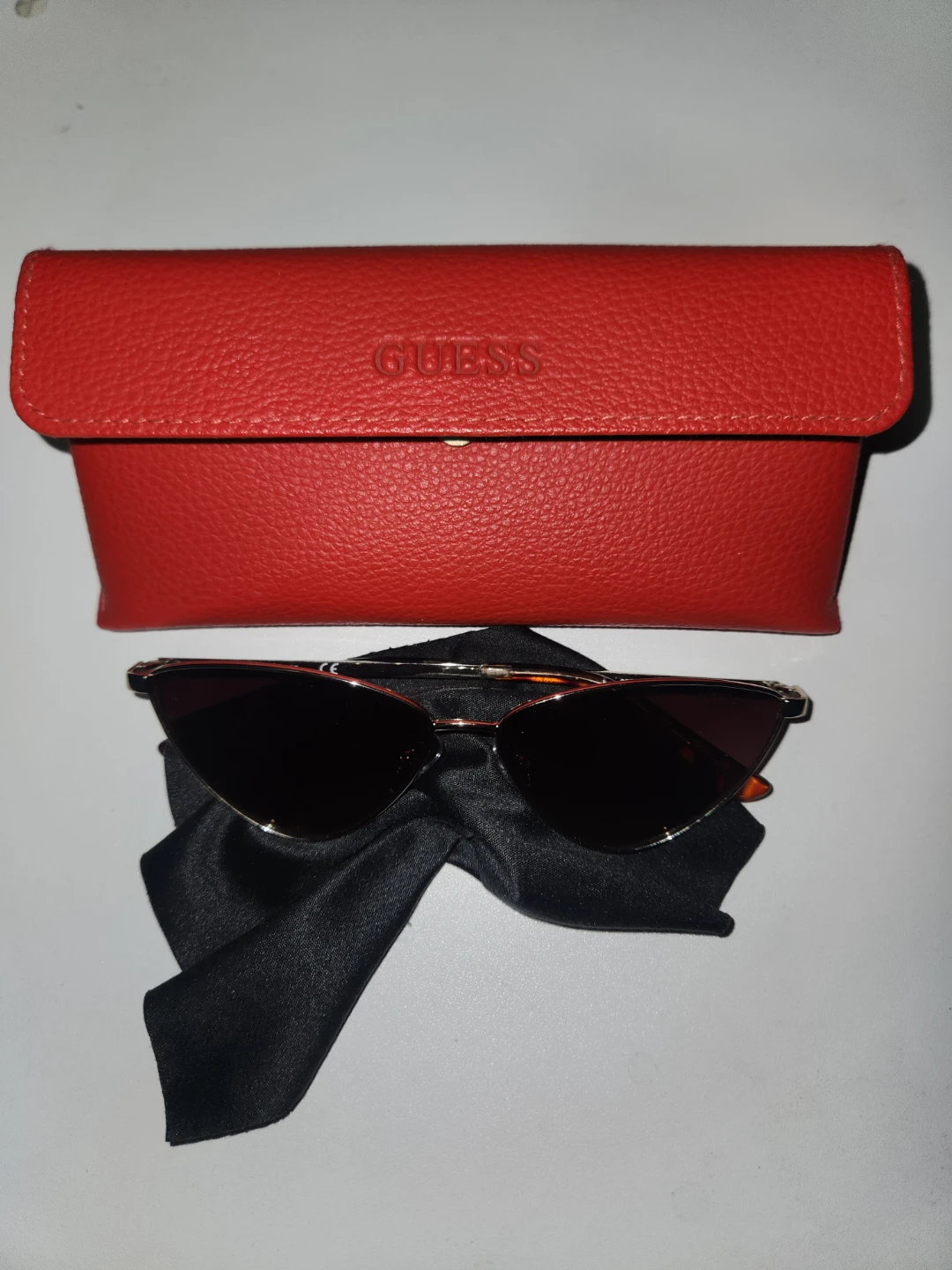 Guess Sunglasses - photo 2