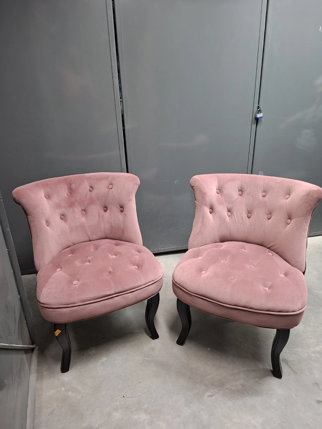 Pair of Dusty Rose Velvet Accent Chairs 🌱