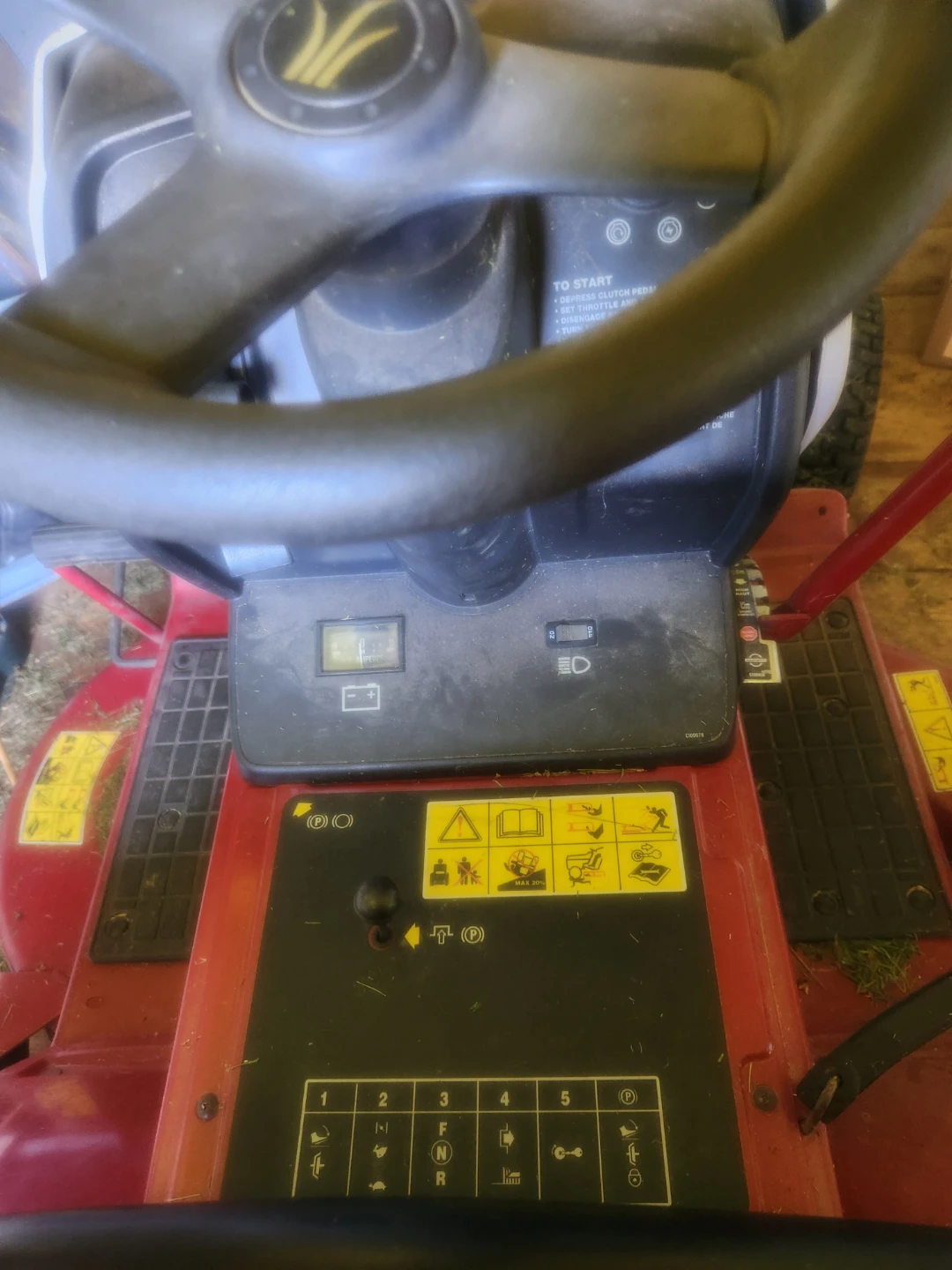 8 Year Old White Outdoor Riding Mower - photo 4