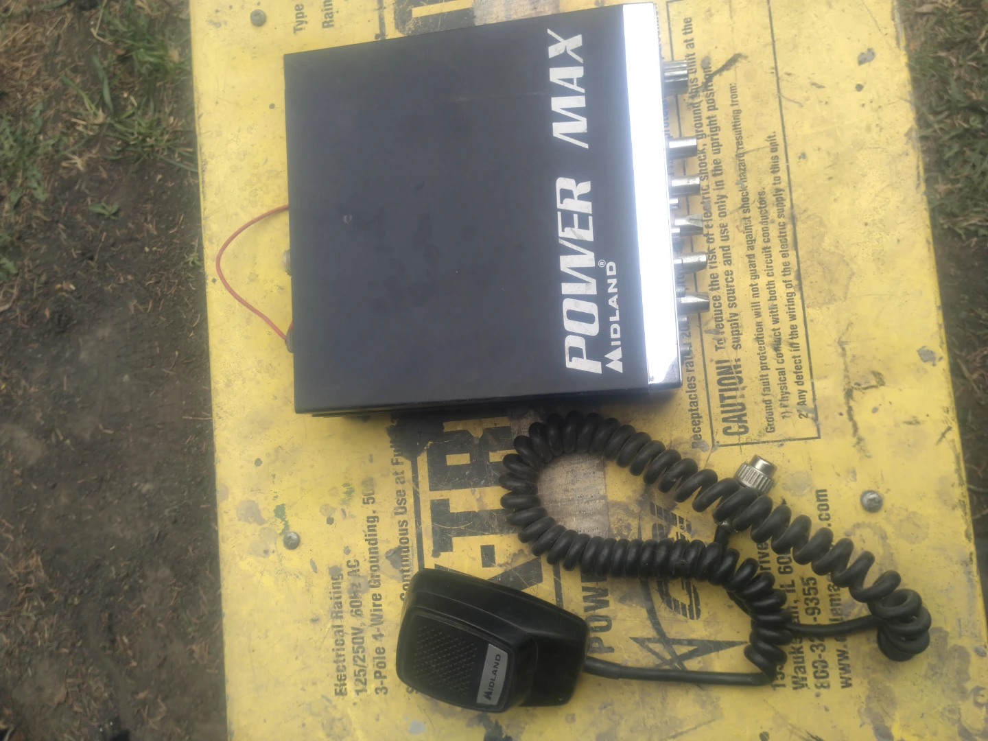 Midland 77-250C CB Radio Transceiver with Microphone