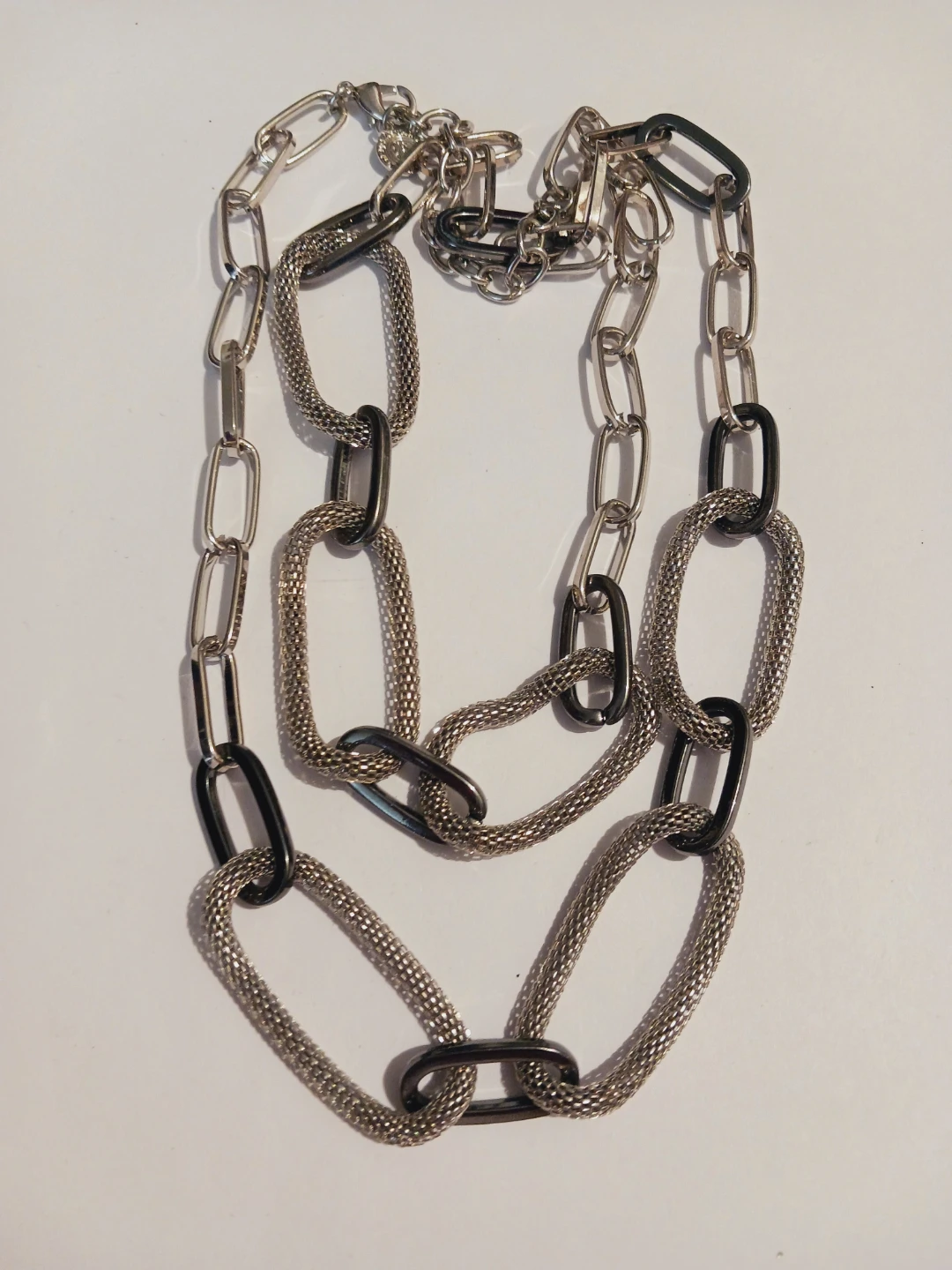 New !! R.J.GRAZIANO Silver Tone Chunky Chain Necklace