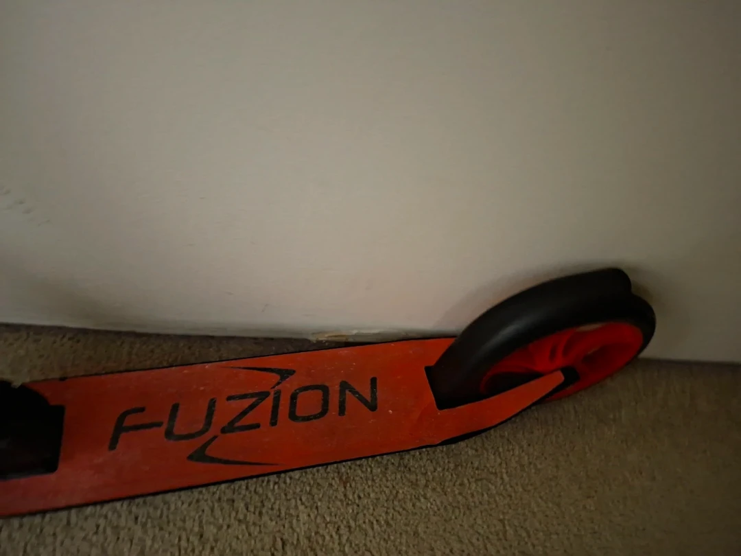 Fuzion CityGlide Kick Scooter - photo 2
