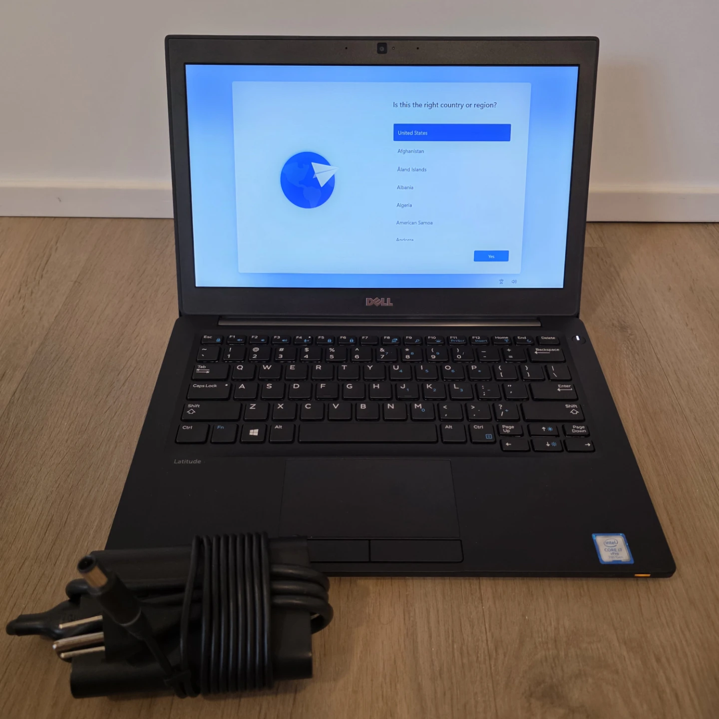 Dell Latitude 7290 Laptop with Power Adapter