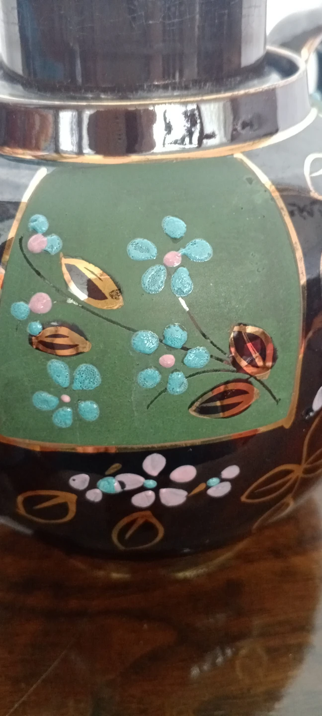 Vintage Ceramic Teapot England Floral Design - photo 5