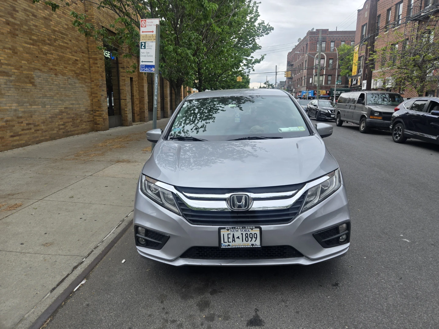 2019 Honda Odyssey EX-L Silver Minivan - photo 2