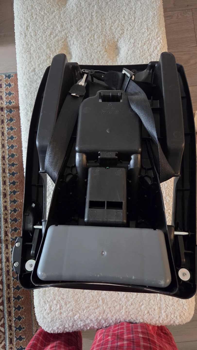 Car Seat Base - photo 2