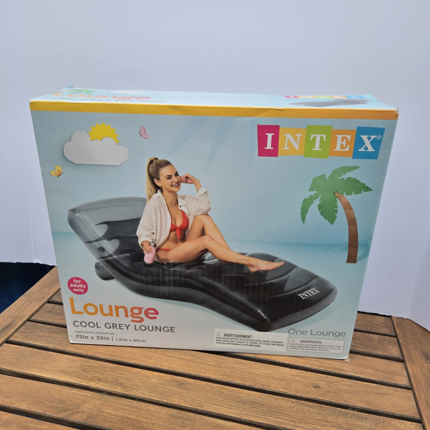 Inflatable black lounger