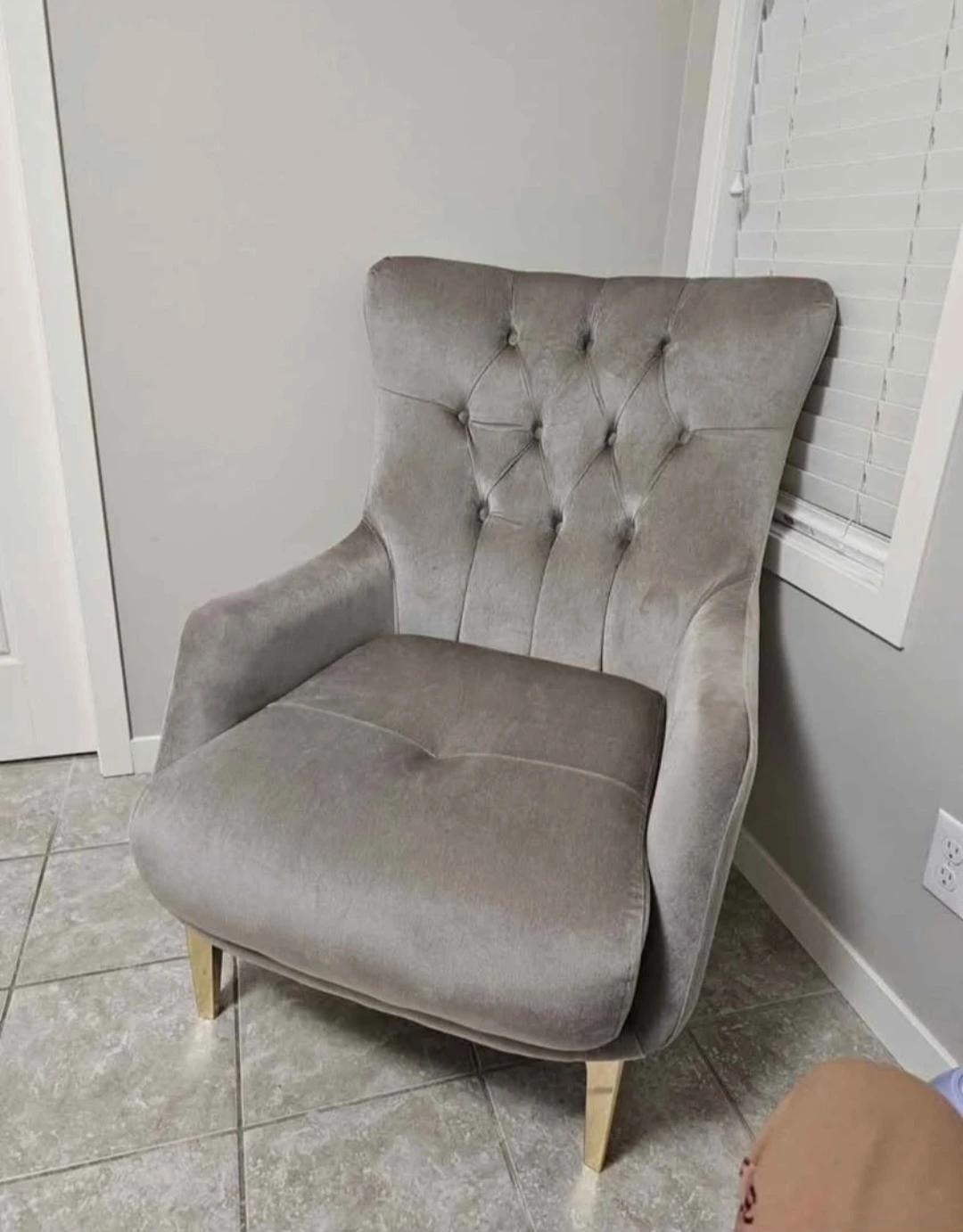 Brand new (Armchair) I bought it before one month but  never...