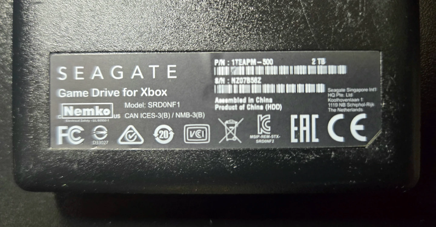 Xbox Seagate 2TB Game Drive External Hard Drive (Green) - photo 2