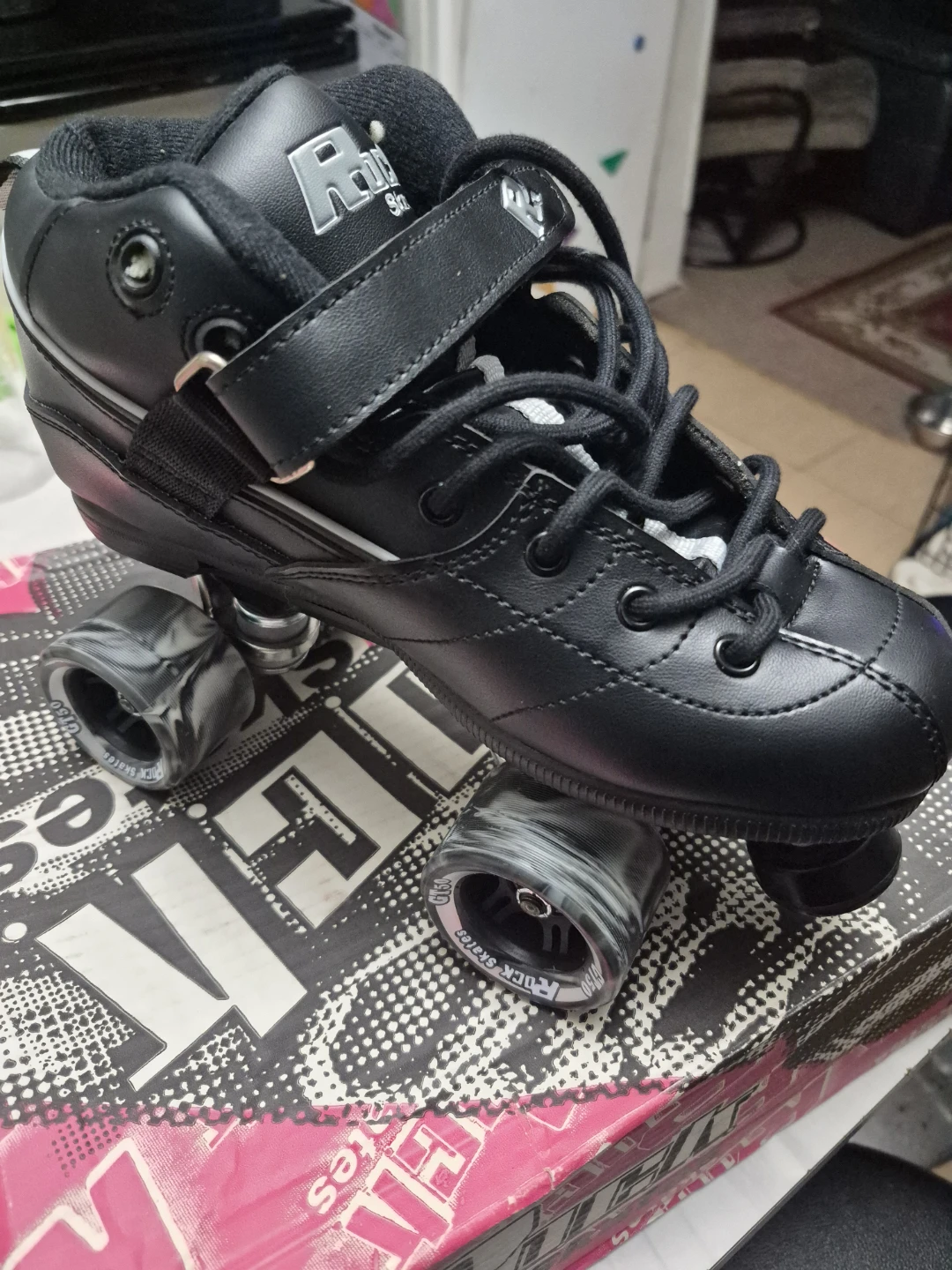 Riedell Black Roller Skates with Wheels - photo 4