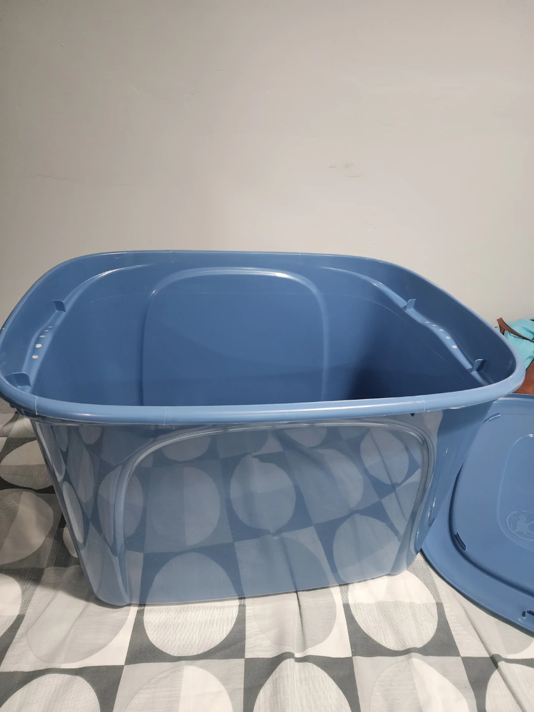 Storage Container 63 L