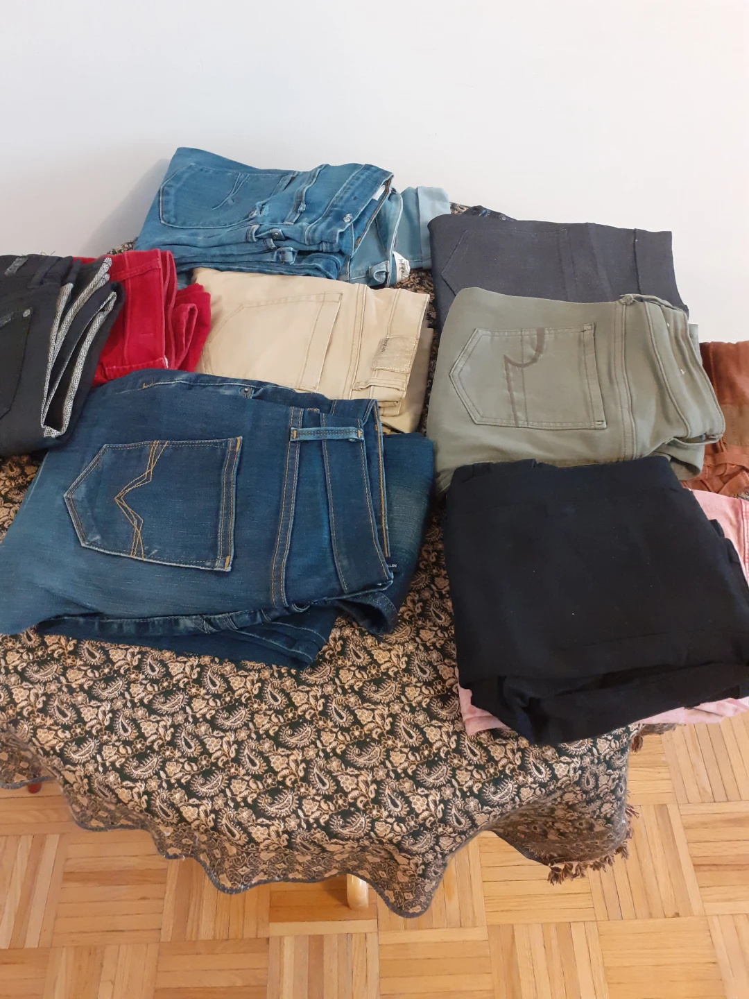 Bundle of Women's Pants