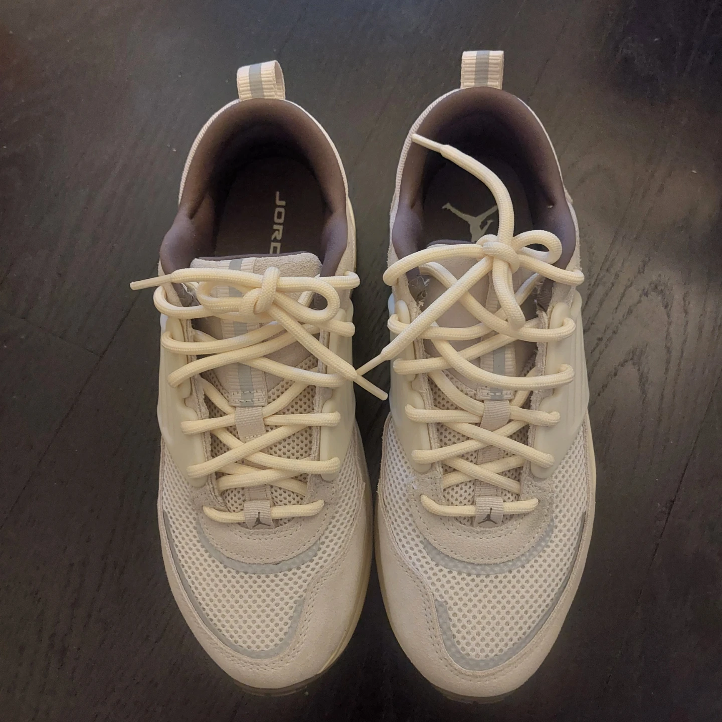 Men's Sneakers Nike Jordan Light Brown Size 9 - photo 2