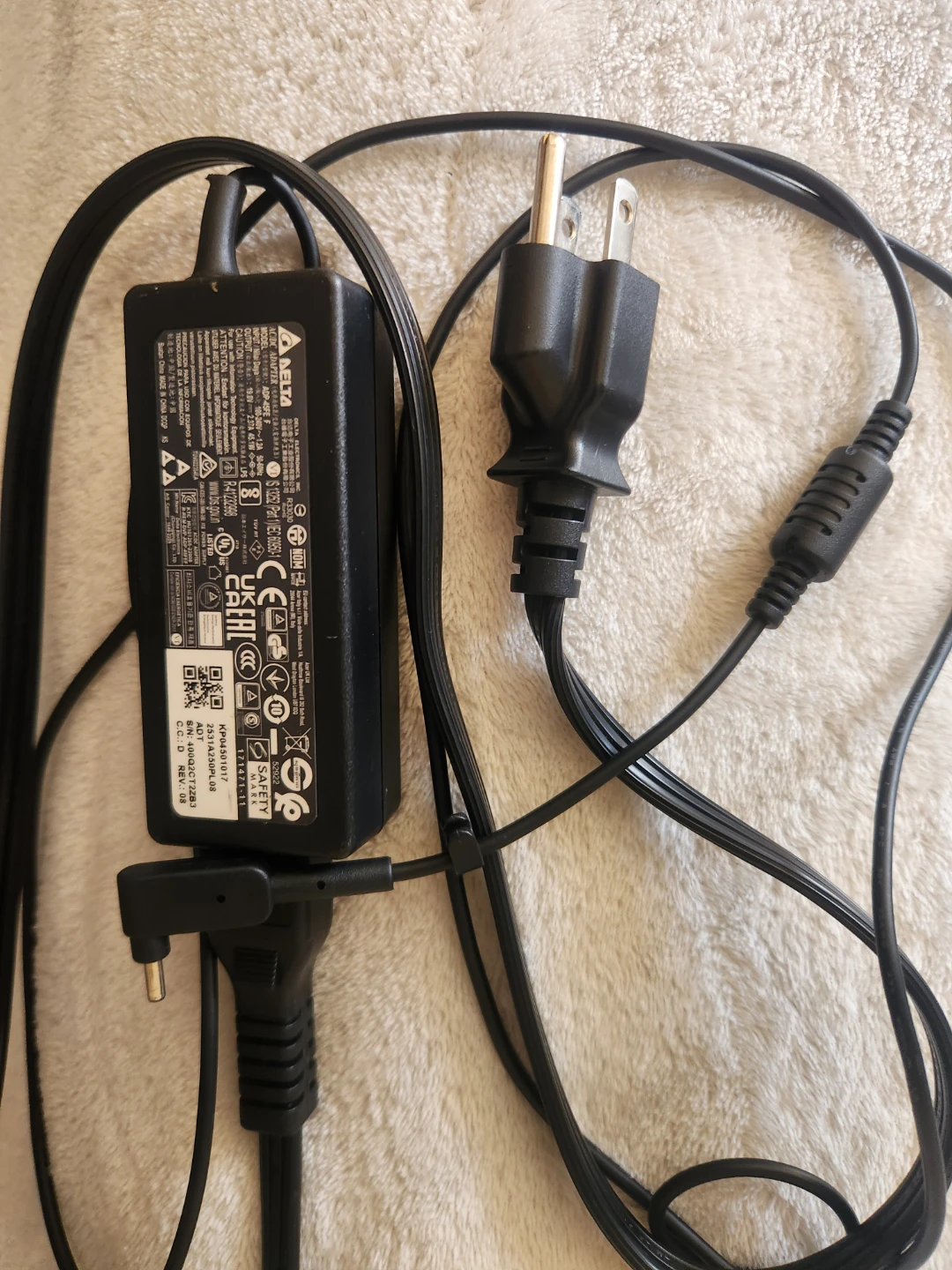 Acer Aspire 1 Laptop, plus power adapter - photo 2