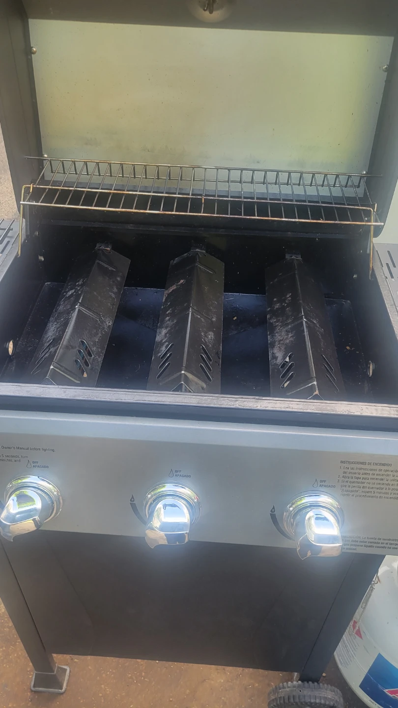 GrillBoss 3-Burner Gas Grill - photo 2