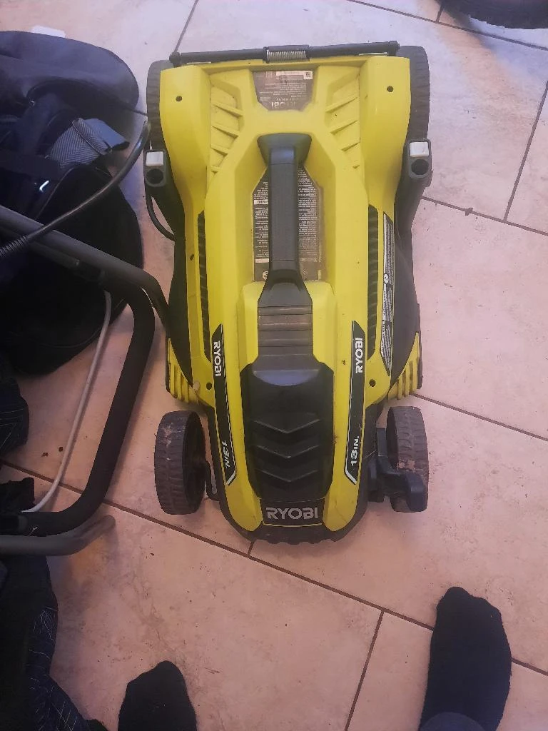 Ryobi 13-inch Electric Lawn Mower