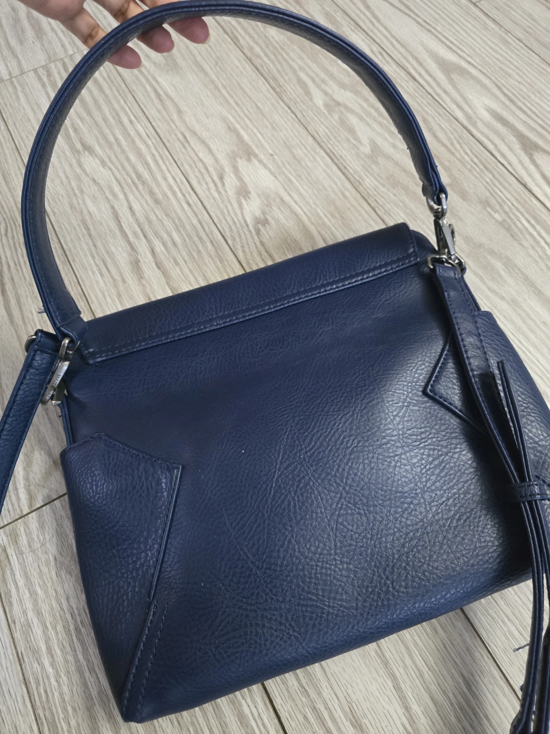 Matt & Nat Navy Blue Leather Shoulder Bag - photo 2
