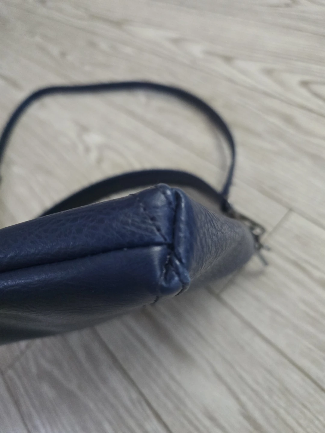 Matt & Nat Navy Blue Leather Shoulder Bag - photo 5