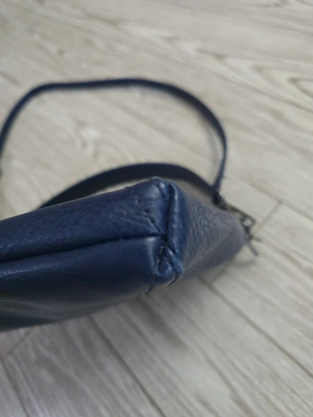 Matt & Nat Navy Blue Leather Shoulder Bag - photo 5