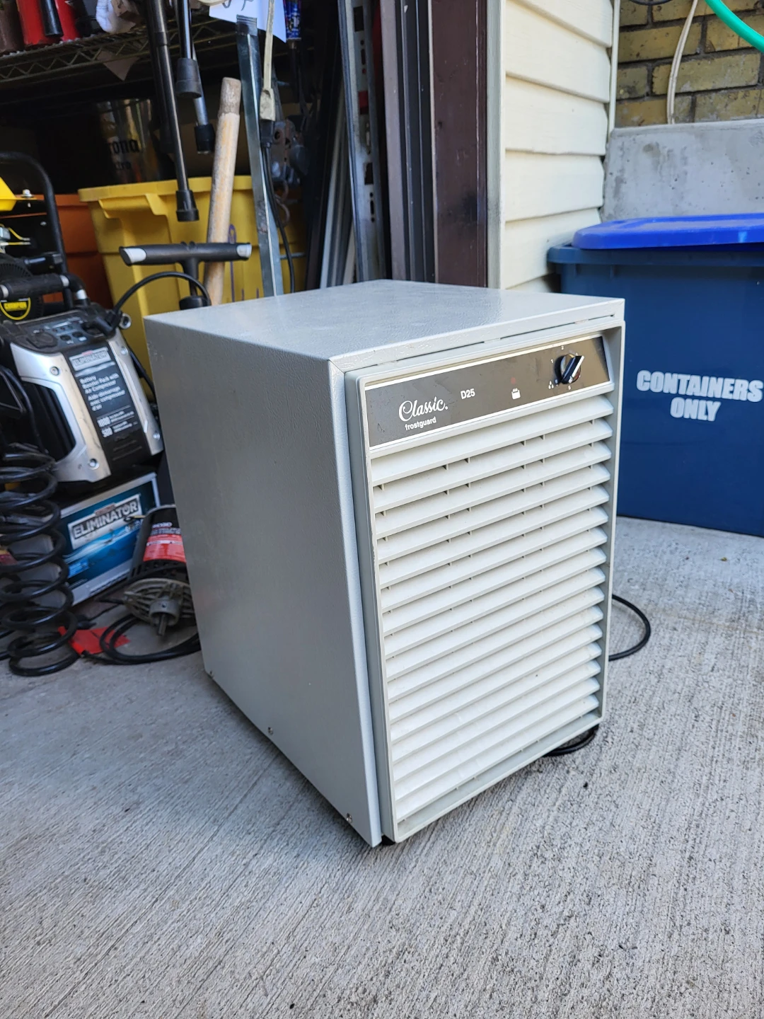 Classic Frostguard D25 Dehumidifier