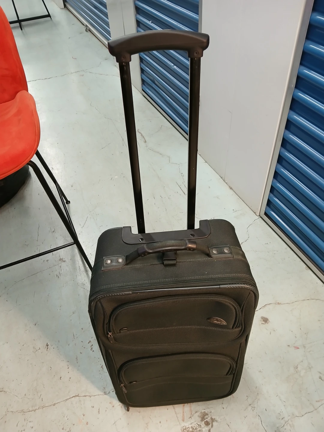 Samsonite Olive Green Rolling Suitcase carry on luggage - photo 3